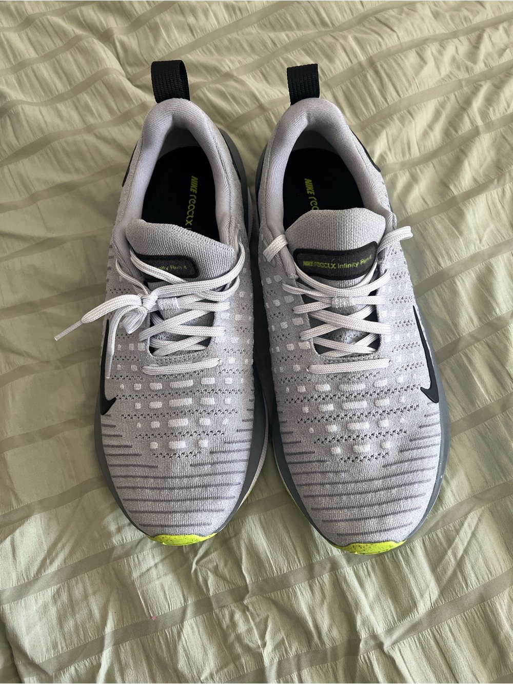 Nike Reactx Infinity Run 4 Women’s 11 Men’s 9.5
